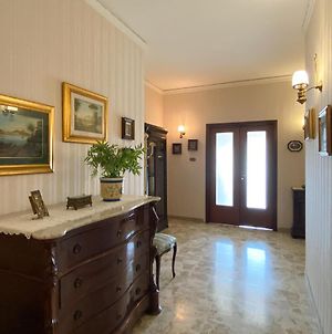 La casa di nonna - quadrilocale al vomero Villa Napoli Exterior photo