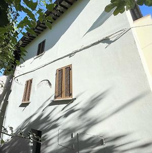 Spoleto Central Detached Villa- Car Unnecessary - Wifi - Sleeps 10 Exterior photo