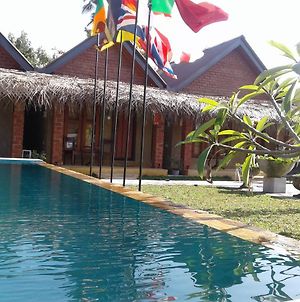 Negombo The Nature Villa And Cabanas Exterior photo