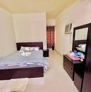 Fully Furnished 1 Bhk In A Villa Ad Dawhah Exterior photo