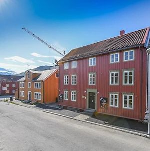 Cosy 2-Rooms Apartment In The City Center Tromsø Exterior photo