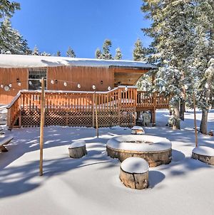 Spacious Duck Creek Village Cabin With Hot Tub! Exterior photo