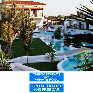Holiday House Città di Skiathos Exterior photo