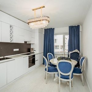New Fabulous Blue Apartament Appartamento Chişinău Exterior photo