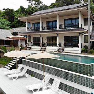 Chunut House Resort Ko Phi Phi Exterior photo