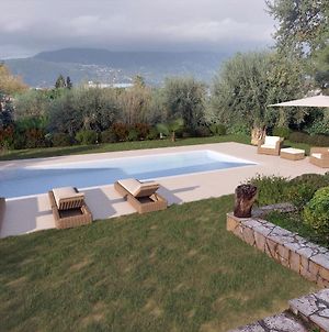 Spyrelia 4Bd Villa With 2Bd Guesthouse By Konnect, Private Pool & Outdoor Jacuzzi Included Dassia (Corfu) Exterior photo