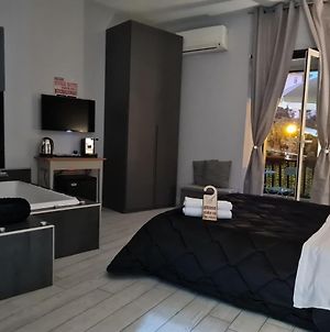 Esposito Plaza- Rooms&Suite Napoli Exterior photo
