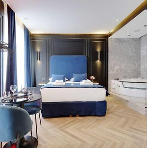 Amazing Bedroom With Jacuzzi - 2P Chatelet Parigi Exterior photo