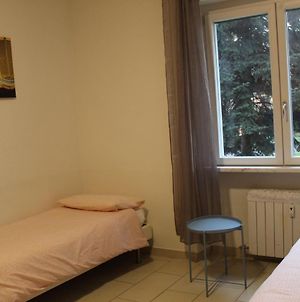 Simple&Comfortable apartment vicino POLICLINICO San Donato Milanese Exterior photo