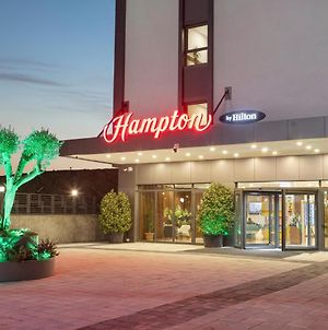 Hampton By Hilton Istanbul Airport, Arnavutkoy Hotel Exterior photo