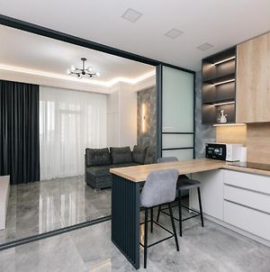 Luxury Apartment Chişinău Exterior photo