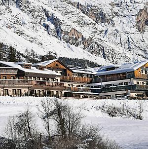 Rosapetra SPA Resort Cortina dʼAmpezzo Exterior photo