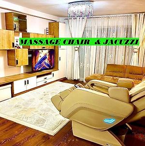 Cheap & Luxury Apartments -Jacuzzi & Massage Chair Cluj-Napoca Exterior photo