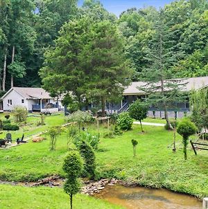 2 Separate Cabins Along A Peaceful Creek With Resort Amenities Ellijay Exterior photo