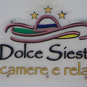 Dolce Siesta Bed and Breakfast Castelluzzo Exterior photo