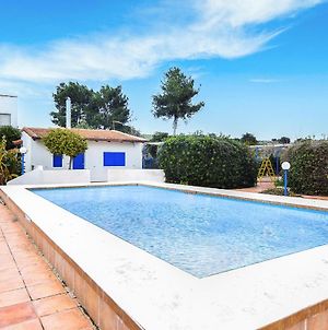 Awesome Home In Vittoria With Outdoor Swimming Pool, Wifi And 2 Bedrooms Exterior photo