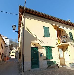 Casetta Del Borgo Antico Appartamento Prato Exterior photo