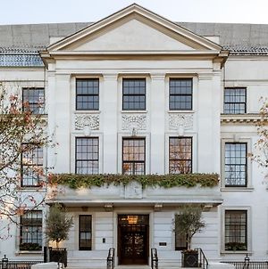 Town Hall Hotel & Apartments Londra Exterior photo