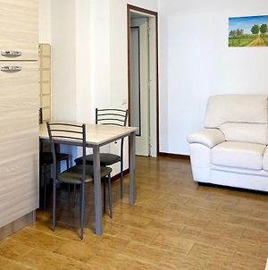 Nice Mountain Apartment With External Dining Area - Bilocale Con Portico In Corte Nel Cuore Di Ballabio Exterior photo