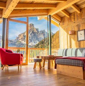 Luxury Chalet Liosa Ski In-Out And Superb View Villa Corvara In Badia Exterior photo