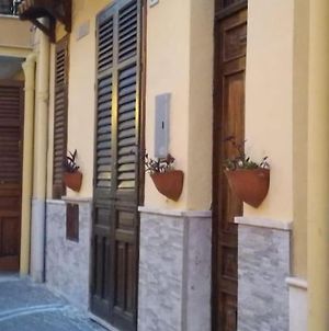 Dai Nonni In Via Roma Appartamento Casteldaccia Exterior photo