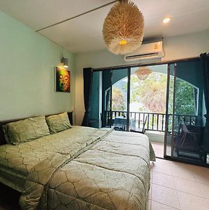 Mild Room Sea View Room For Rent Phi Phi Islands Exterior photo