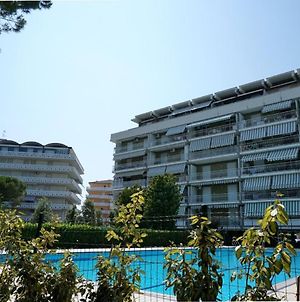 Spacious Apartment In Porto Santa Margherita With Shared Pool Exterior photo