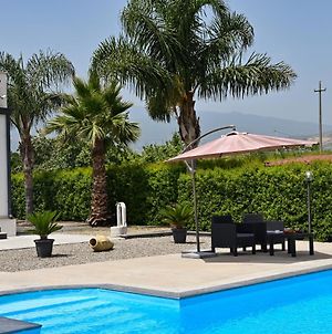 Paradisea Villa With Pool Calatabiano Exterior photo