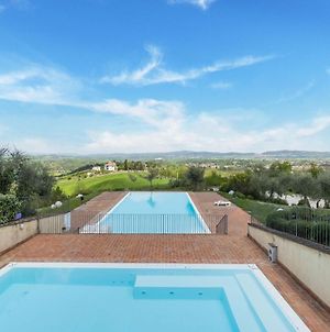 Apartment In Medieval Village Splendid Panoramic View Shared Swimming Pool Asciano Exterior photo