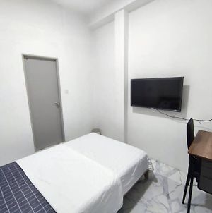 Private Room In Male' City Exterior photo