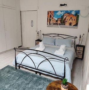 Residenza Le Torri Bed and Breakfast Bologna Exterior photo