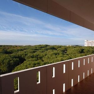 Apartment In Nice Residence With Terrace And Sea View Lignano Sabbiadoro Exterior photo