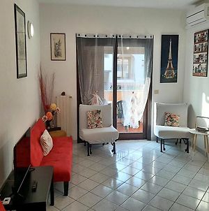 2 Bedrooms Appartement With Sea View Furnished Terrace And Wifi At Olbia 5 Km Away From The Beach Exterior photo