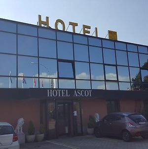 Hotel Ascot Binasco Exterior photo