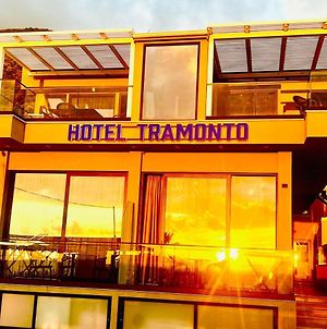 Hotel Tramonto Vlorë Exterior photo