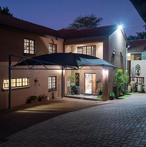 Casa Albergo Corporate Guest House Pretoria-Noord Exterior photo
