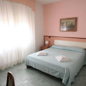 Hotel Redi Montecatini-Terme Room photo