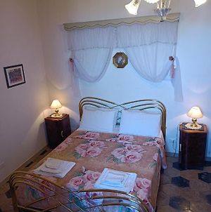 Angelina Antica Dimora Bed and Breakfast Terracina Exterior photo