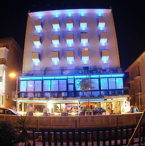 Hotel Continental Bellaria-Igea Marina Exterior photo