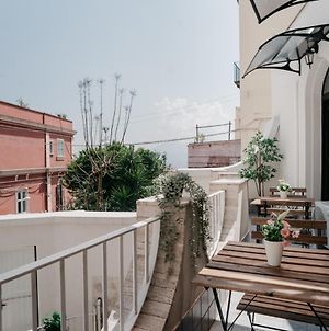 Vista Napoli Residence - Il Cortile Exterior photo