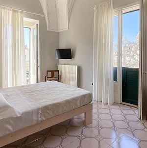 Domus Trinchese Dimora Storica Bed and Breakfast Martano Exterior photo