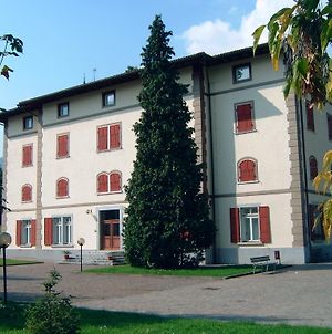Hotel Villa Flora Roncegno Exterior photo