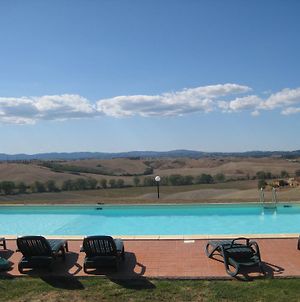 Large Farmhouse In Tuscany With Garden And Pool Villa Casetta Room photo