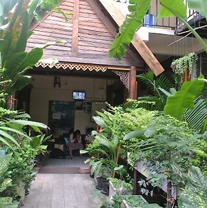 Eco House Appartamento Bangkok Exterior photo