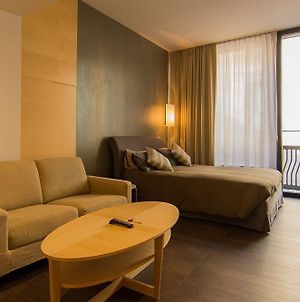 Duomo Suites And Apartments Milano Exterior photo