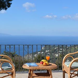 Le Ginestre di Capri BB&Holiday House Bed and Breakfast Anacapri  Exterior photo