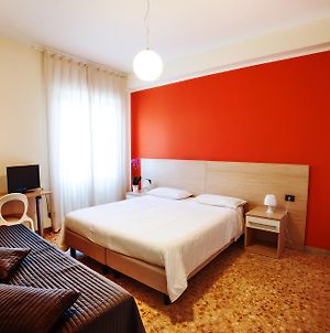 Bed&Breakfast Corso Di Francia Roma Room photo
