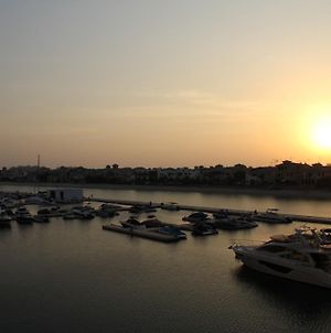 Yanjoon Holiday Homes - Marina Residence Dubai Exterior photo