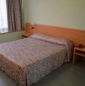Hotel Phalesia Piombino Room photo