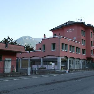 Hotel Total Pisogne Exterior photo